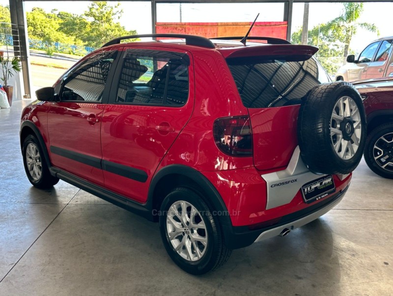 CROSSFOX 1.6 MI FLEX 8V 4P AUTOMATIZADO - 2014 - CAMPO BOM