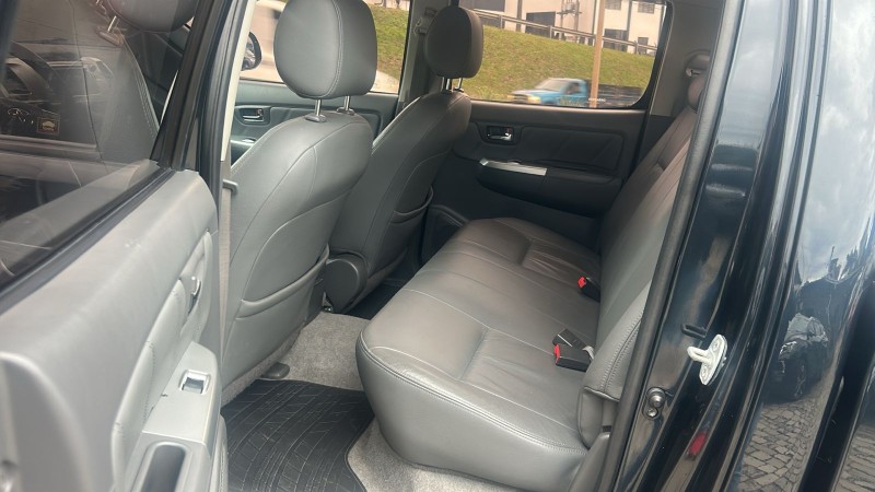 HILUX 3.0 SRV 4X4 CD 16V TURBO INTERCOOLER DIESEL 4P AUTOMÁTICO - 2013 - FARROUPILHA