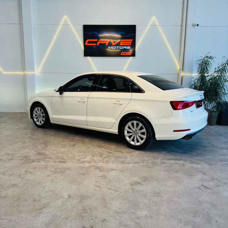 A3 1.4 TFSI SEDAN ATTRACTION 16V GASOLINA 4P S-TRONIC - 2015 - CAXIAS DO SUL
