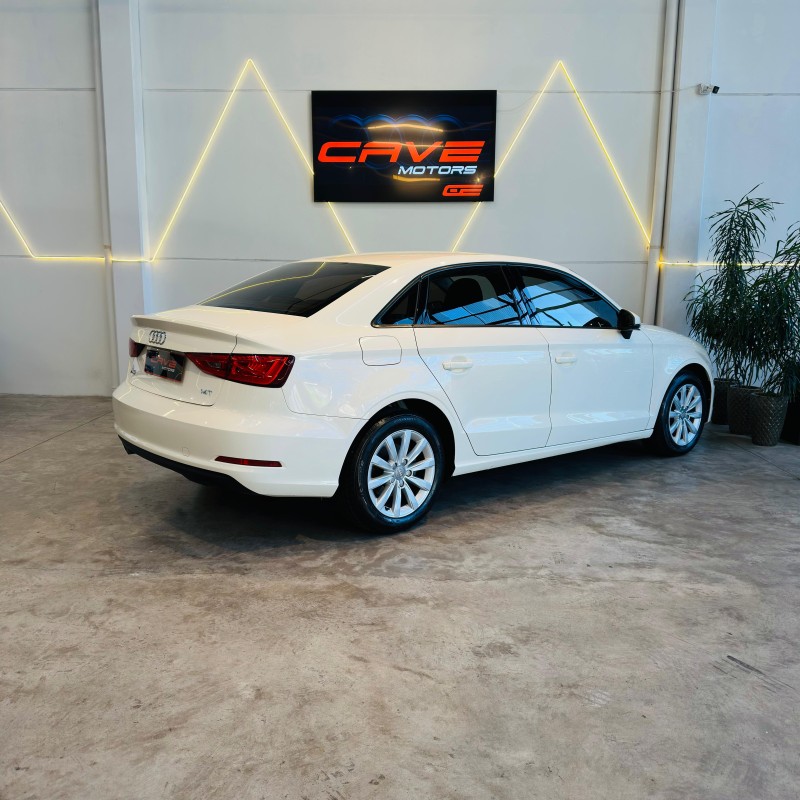 A3 1.4 TFSI SEDAN ATTRACTION 16V GASOLINA 4P S-TRONIC - 2015 - CAXIAS DO SUL