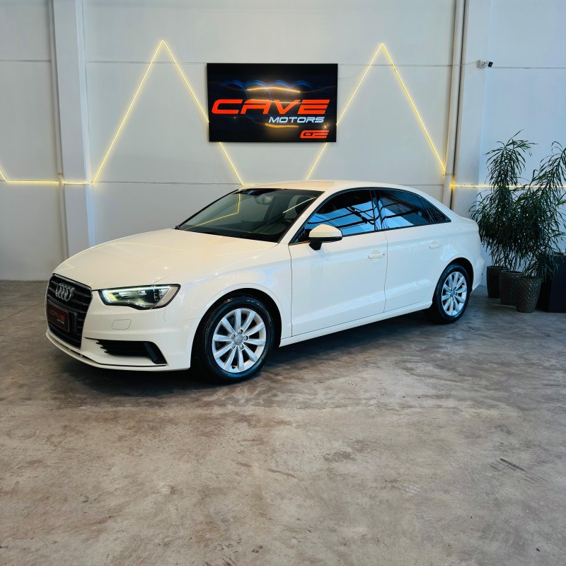 A3 1.4 TFSI SEDAN ATTRACTION 16V GASOLINA 4P S-TRONIC - 2015 - CAXIAS DO SUL