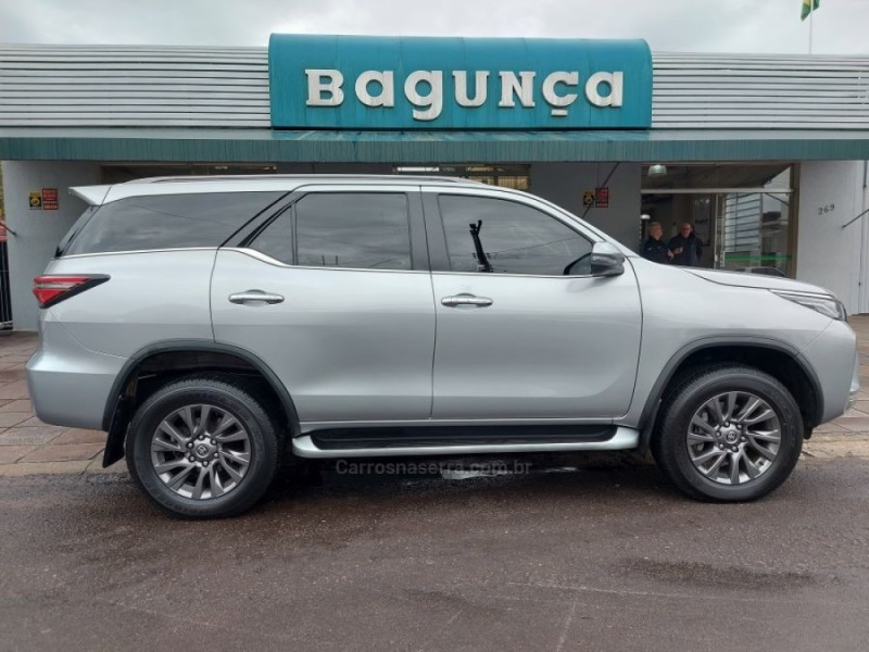 HILUX SW4 2.8 SRX 4X4 7 LUGARES 16V TURBO INTERCOOLER DIESEL 4P AUTOMÁTICO - 2021 - NOVO HAMBURGO