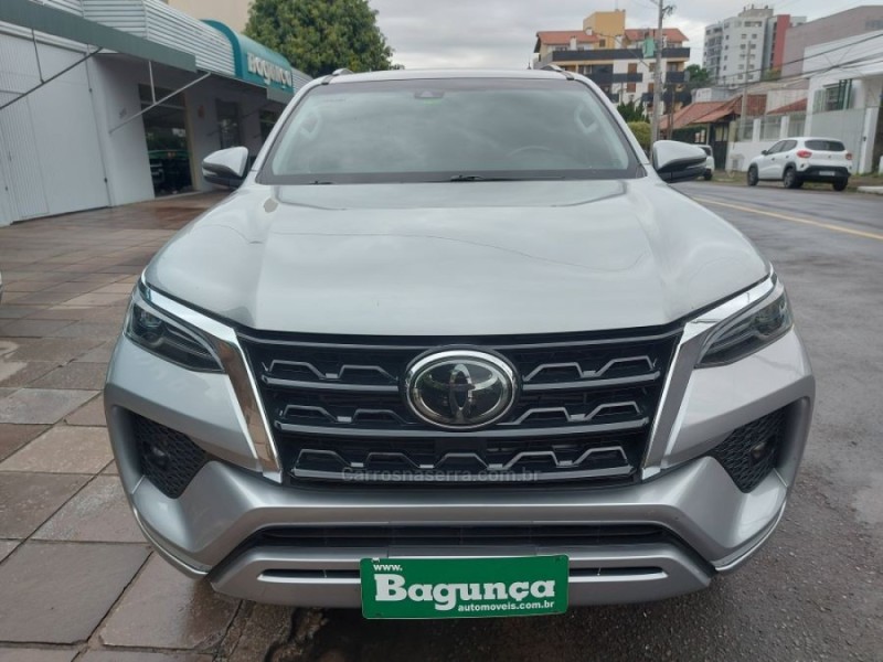 HILUX SW4 2.8 SRX 4X4 7 LUGARES 16V TURBO INTERCOOLER DIESEL 4P AUTOMÁTICO - 2021 - NOVO HAMBURGO