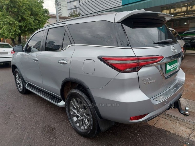 HILUX SW4 2.8 SRX 4X4 7 LUGARES 16V TURBO INTERCOOLER DIESEL 4P AUTOMÁTICO - 2021 - NOVO HAMBURGO