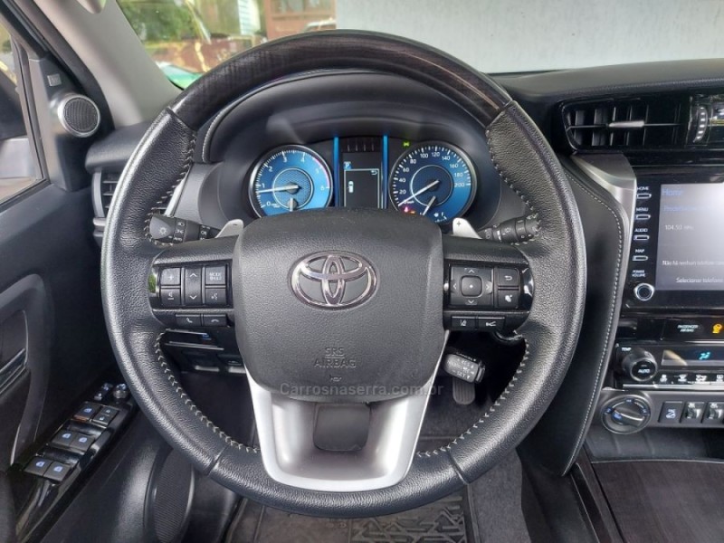 HILUX SW4 2.8 SRX 4X4 7 LUGARES 16V TURBO INTERCOOLER DIESEL 4P AUTOMÁTICO - 2021 - NOVO HAMBURGO