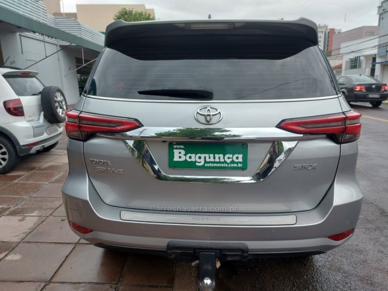 HILUX SW4 2.8 SRX 4X4 7 LUGARES 16V TURBO INTERCOOLER DIESEL 4P AUTOMÁTICO - 2021 - NOVO HAMBURGO
