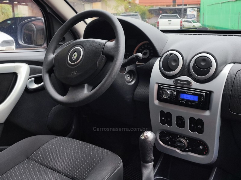 SANDERO 1.6 STEPWAY 16V FLEX 4P MANUAL - 2011 - FARROUPILHA