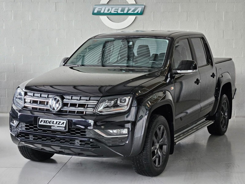 AMAROK 3.0 V6 TDI HIGHLINE CD DIESEL 4MOTION AUTOMÁTICO - 2023 - FARROUPILHA