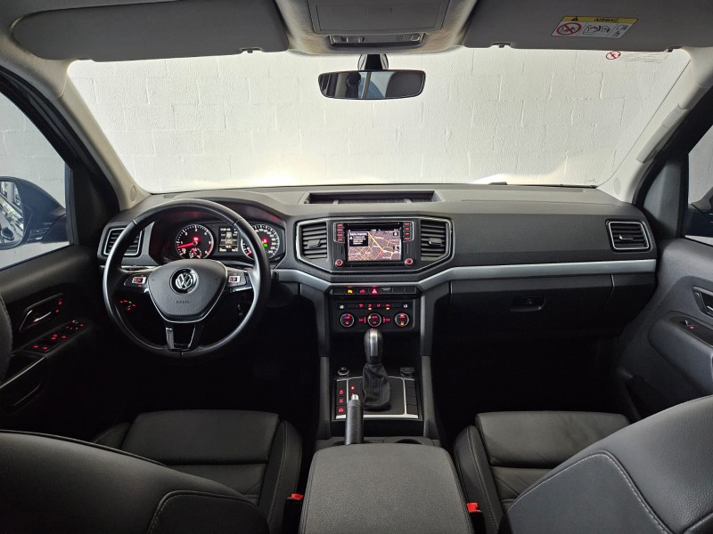 AMAROK 3.0 V6 TDI HIGHLINE CD DIESEL 4MOTION AUTOMÁTICO - 2023 - FARROUPILHA