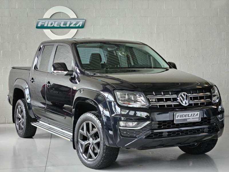 AMAROK 3.0 V6 TDI HIGHLINE CD DIESEL 4MOTION AUTOMÁTICO - 2023 - FARROUPILHA