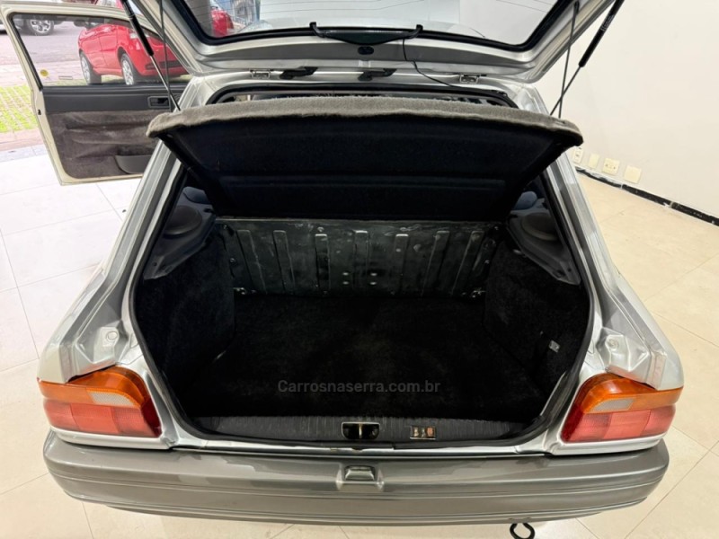 ESCORT 1.8 GL 8V GASOLINA 2P MANUAL - 1994 - CAXIAS DO SUL