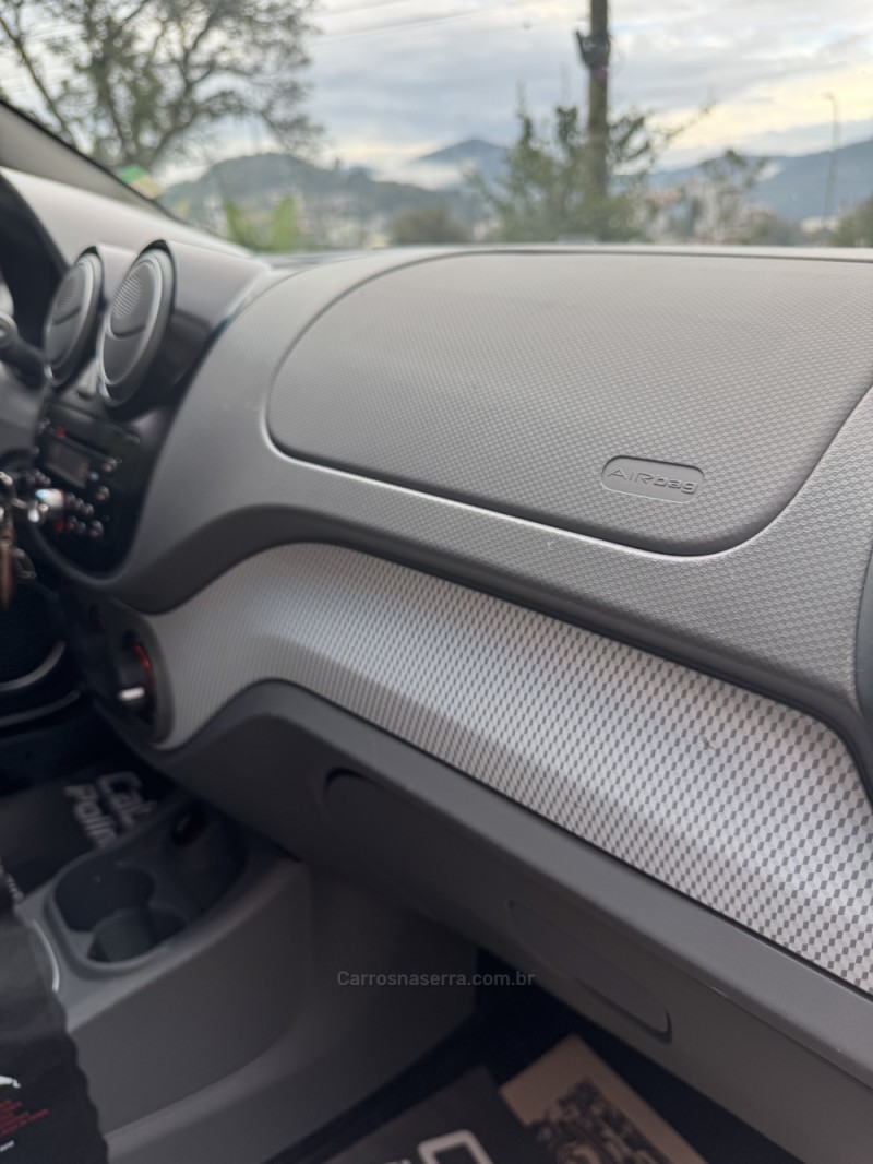 PALIO 1.4 MPI ATTRACTIVE 8V FLEX 4P MANUAL - 2013 - ENCANTADO