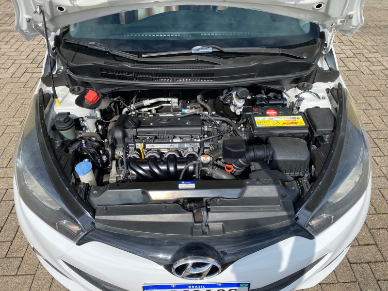 HB20S 1.6 COMFORT PLUS 16V FLEX 4P AUTOMÁTICO - 2015 - CAXIAS DO SUL