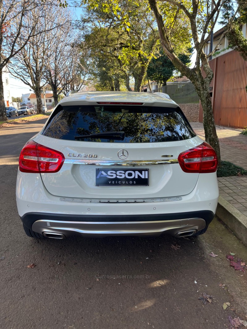 GLA 200 1.6 CGI ADVANCE 16V TURBO FLEX 4P AUTOMÁTICO - 2015 - ERECHIM