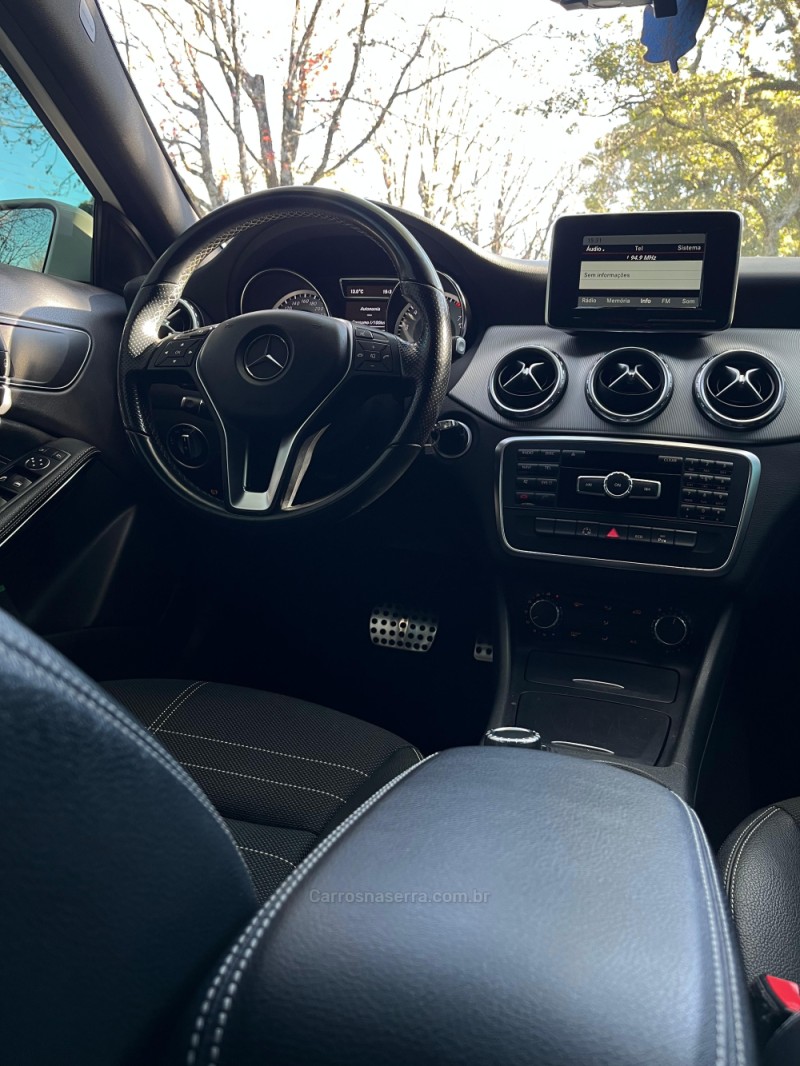 GLA 200 1.6 CGI ADVANCE 16V TURBO FLEX 4P AUTOMÁTICO - 2015 - ERECHIM