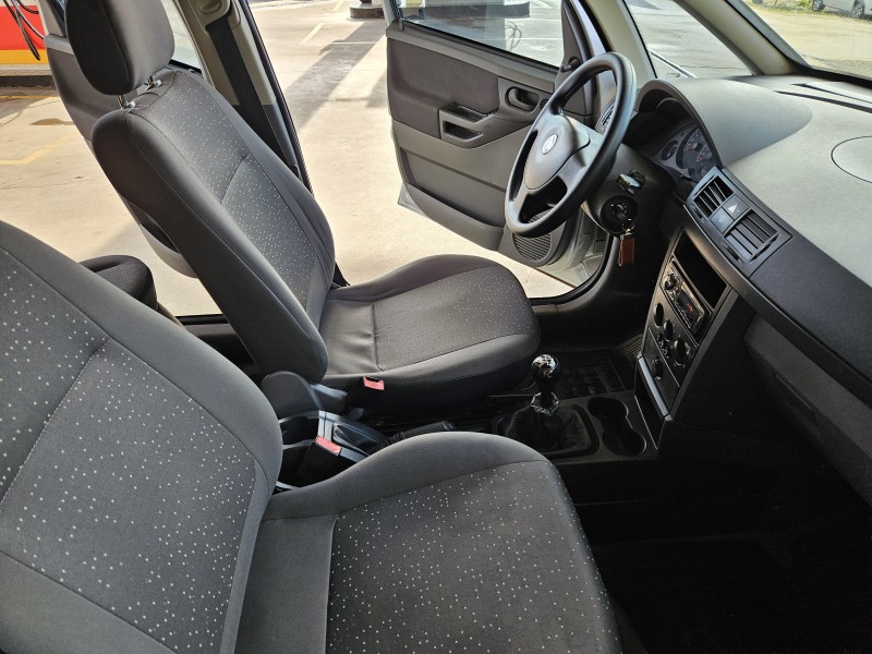 MERIVA 1.4 MPFI JOY 8V FLEX 4P MANUAL - 2009 - CAXIAS DO SUL