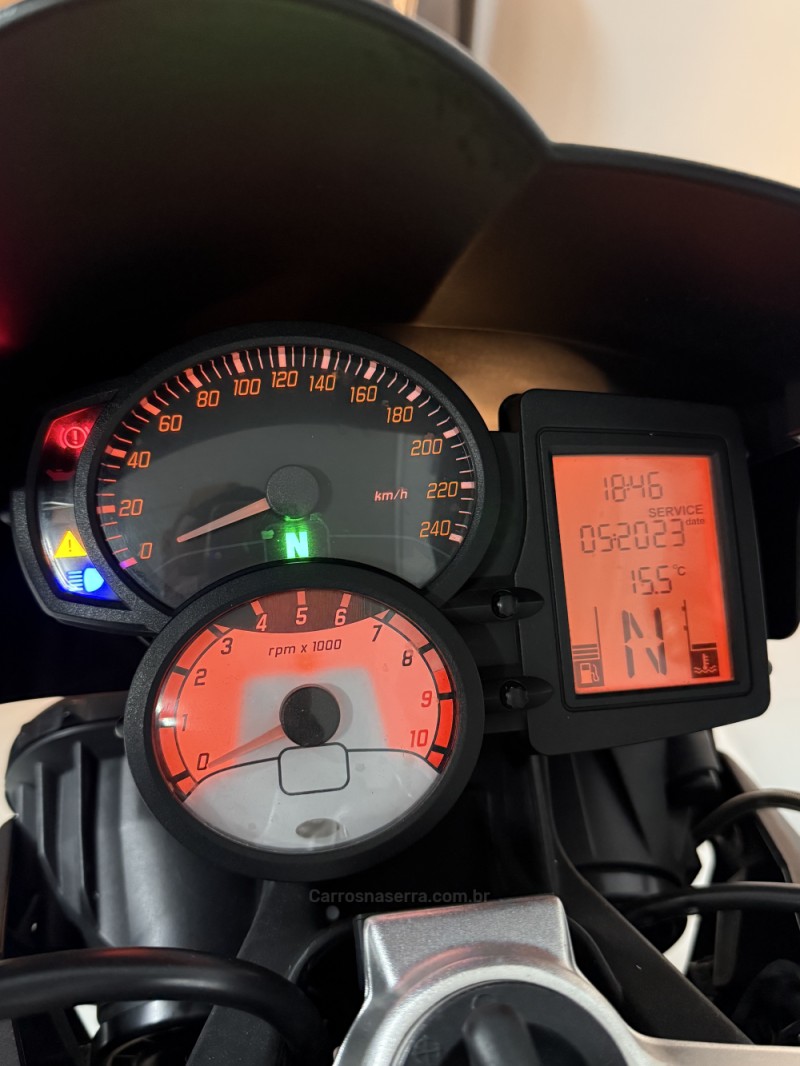 F 800 R - 2013 - SAPIRANGA