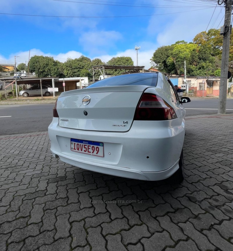 PRISMA 1.4 MPFI MAXX 8V FLEX 4P MANUAL - 2012 - CAXIAS DO SUL