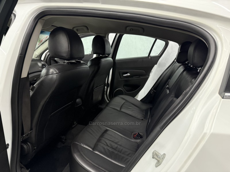 CRUZE 1.8 LT SPORT6 16V FLEX 4P AUTOMÁTICO - 2012 - SAPIRANGA