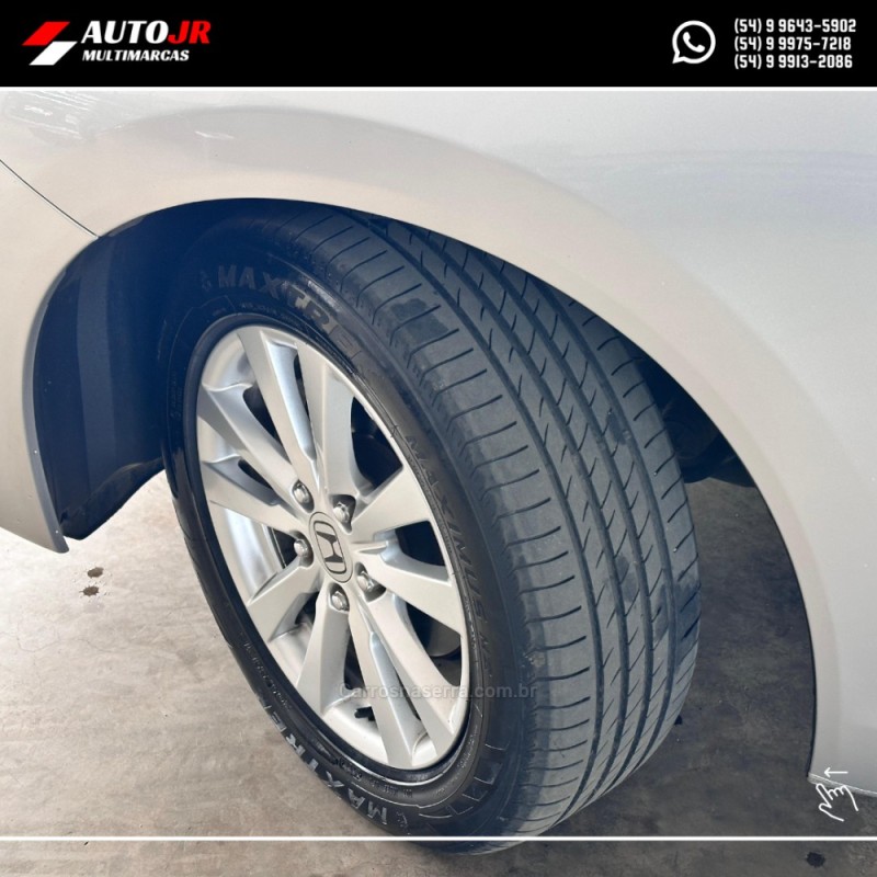 CIVIC 1.8 LX 16V GASOLINA 4P MANUAL - 2012 - VACARIA