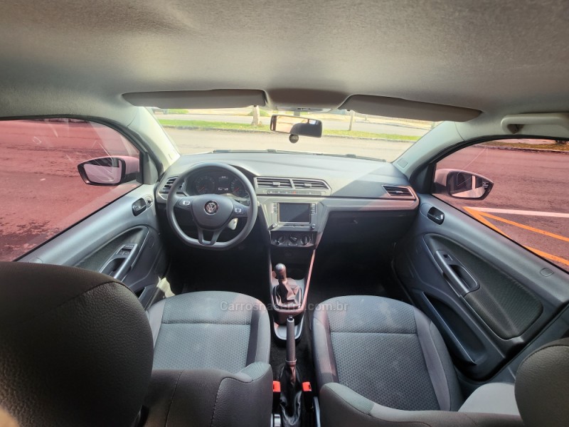 GOL 1.0 12V MPI TOTALFLEX 4P MANUAL - 2023 - VERANóPOLIS
