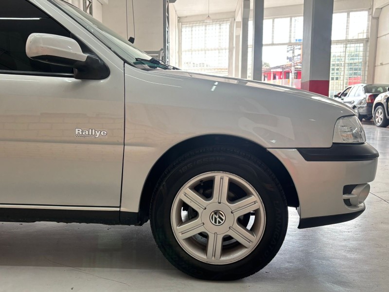 GOL 1.8 MI RALLYE 8V FLEX 4P MANUAL G.III - 2005 - CAXIAS DO SUL