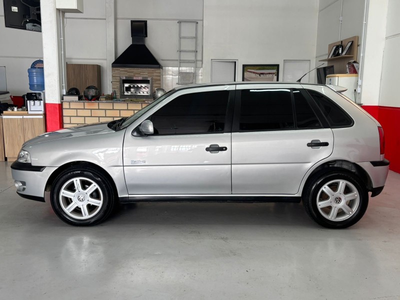 GOL 1.8 MI RALLYE 8V FLEX 4P MANUAL G.III - 2005 - CAXIAS DO SUL
