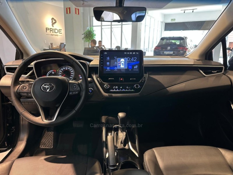 COROLLA 2.0 XEI 16V FLEX 4P AUTOMÁTICO - 2022 - CAXIAS DO SUL