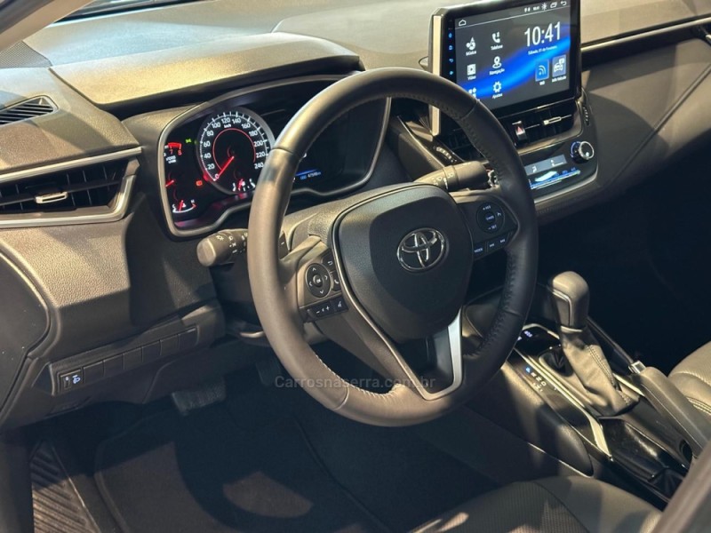 COROLLA 2.0 XEI 16V FLEX 4P AUTOMÁTICO - 2022 - CAXIAS DO SUL