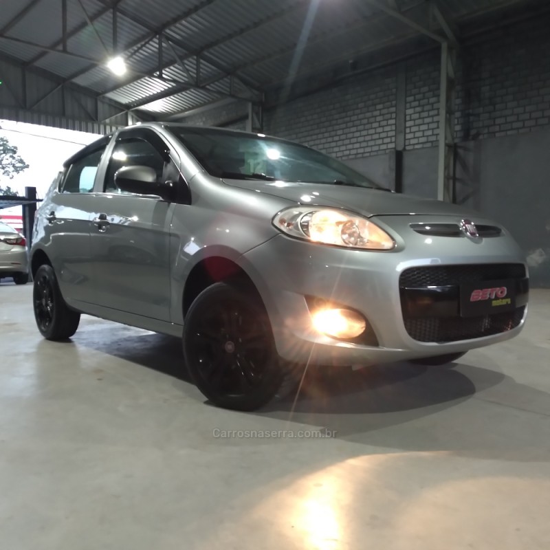 PALIO 1.4 EVO ATTRACTIVE ITALIA 8V FLEX 5P MANUAL - 2012 - NOVO HAMBURGO