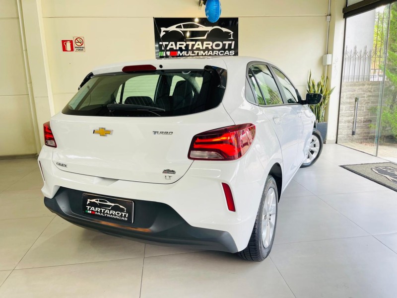 ONIX 1.0 LT 12V TURBO FLEX 4P AUTOMÁTICO - 2022 - CAXIAS DO SUL