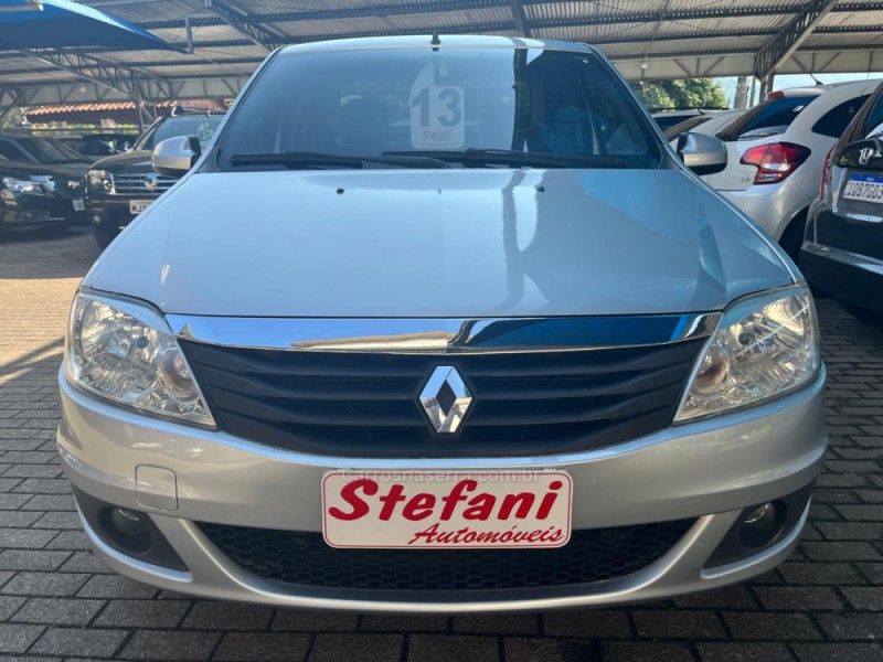LOGAN 1.6 EXPRESSION 16V FLEX 4P AUTOMÁTICO - 2013 - FELIZ