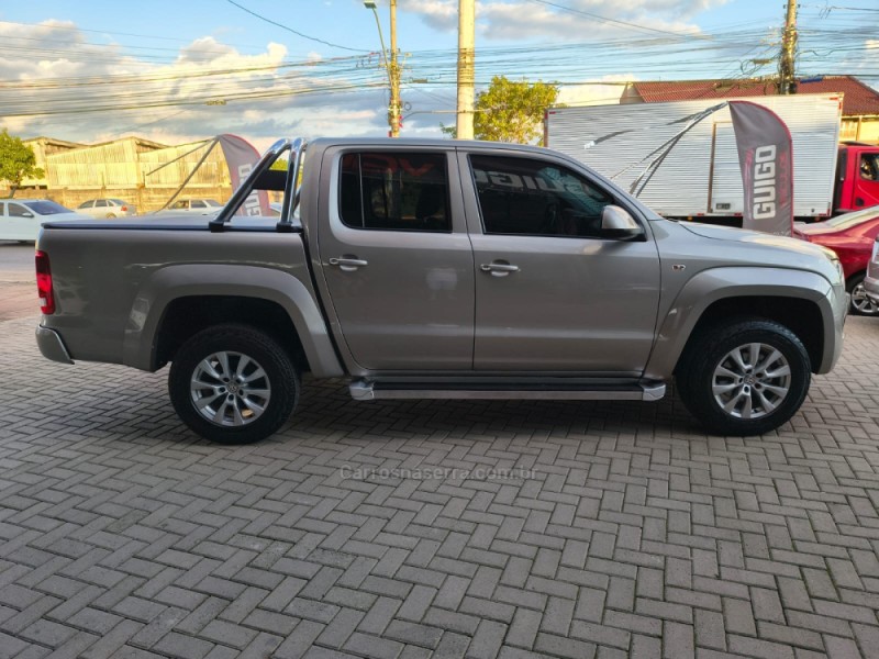 AMAROK 2.0 TRENDLINE 4X4 CD 16V TURBO INTERCOOLER DIESEL 4P AUTOMÁTICO - 2016 - NOVO HAMBURGO