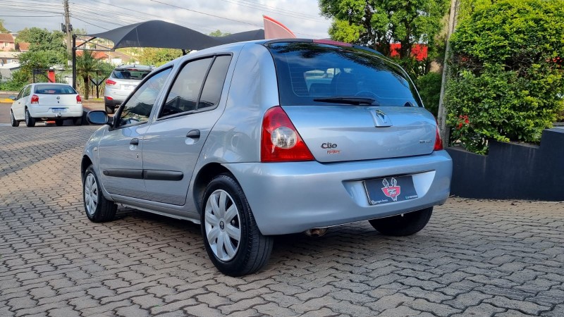 CLIO 1.0 EXPRESSION 16V FLEX 4P MANUAL - 2008 - TEUTôNIA
