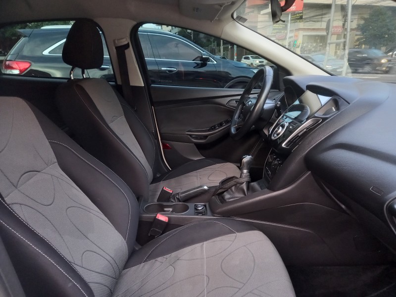 FOCUS 1.6 SE 16V FLEX 4P MANUAL - 2015 - CAXIAS DO SUL