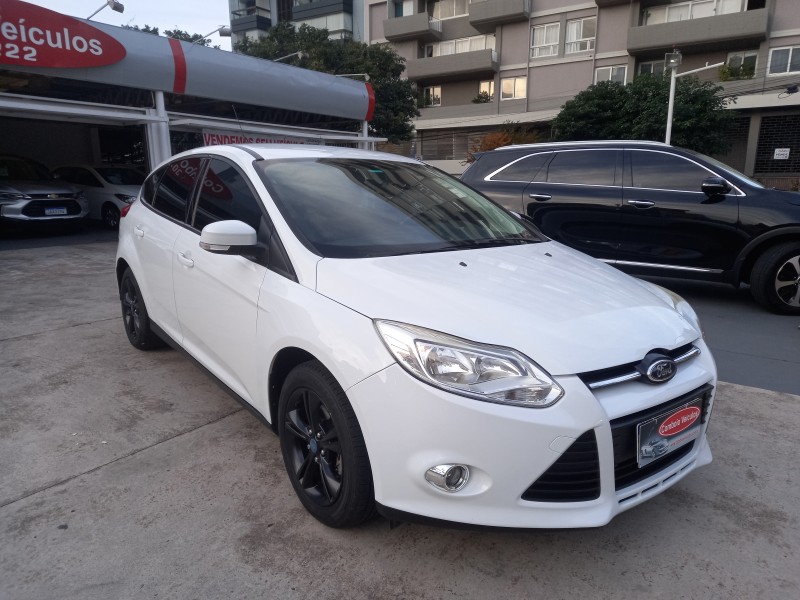 FOCUS 1.6 SE 16V FLEX 4P MANUAL - 2015 - CAXIAS DO SUL