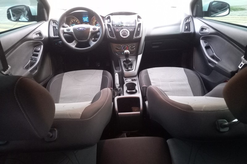 FOCUS 1.6 SE 16V FLEX 4P MANUAL - 2015 - CAXIAS DO SUL