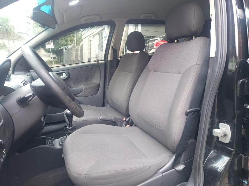 CORSA 1.4 MPFI PREMIUM 8V FLEX 4P MANUAL - 2009 - CAXIAS DO SUL