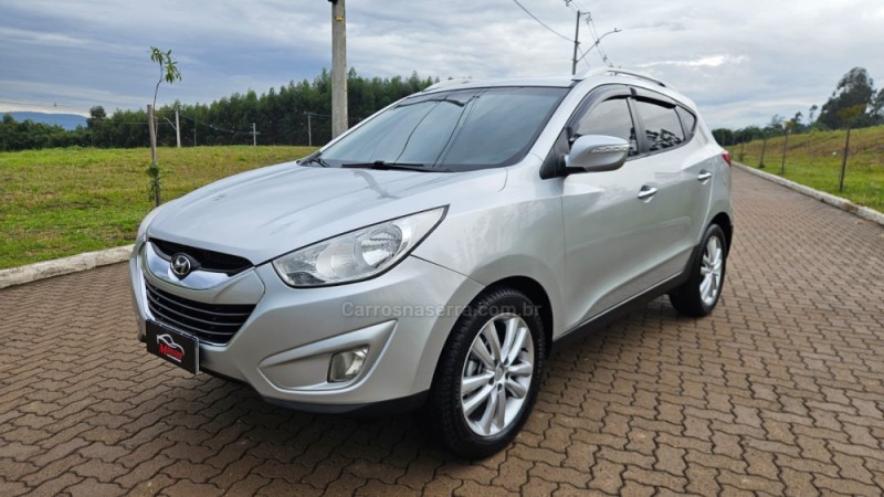 ix35 2.0 mpfi gls 4x2 16v gasolina 4p automatico 2012 ivoti