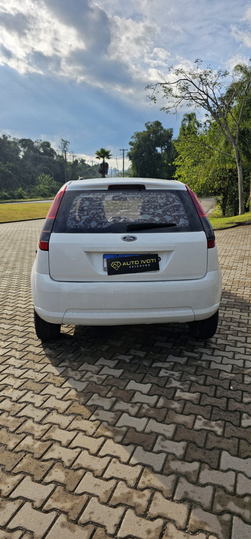 FIESTA 1.0 MPI HATCH 8V FLEX 4P MANUAL - 2011 - IVOTI