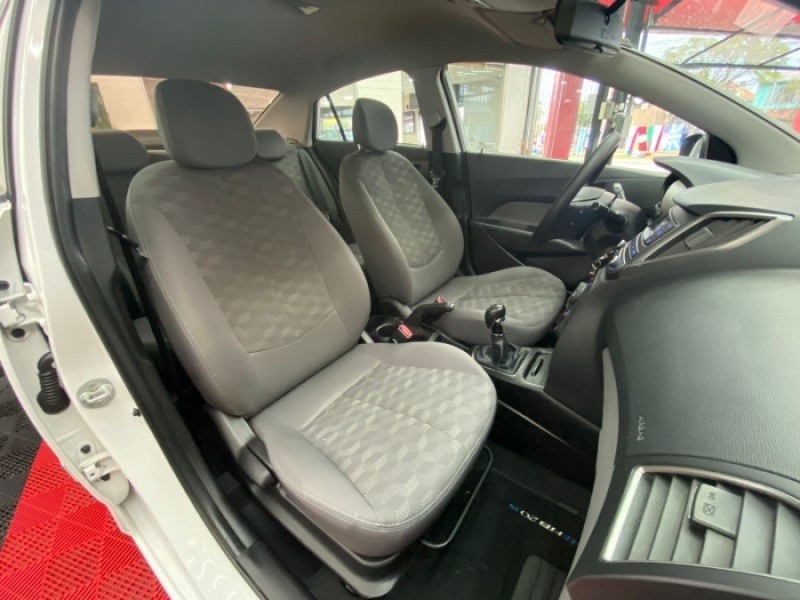 HB20 1.6 COMFORT PLUS 16V FLEX 4P MANUAL - 2017 - CAXIAS DO SUL
