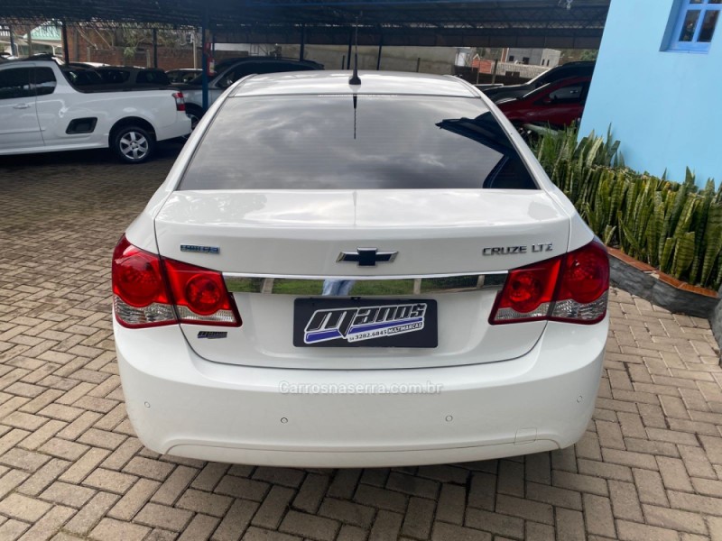 CRUZE 1.8 LTZ 16V FLEX 4P AUTOMÁTICO - 2013 - CANELA