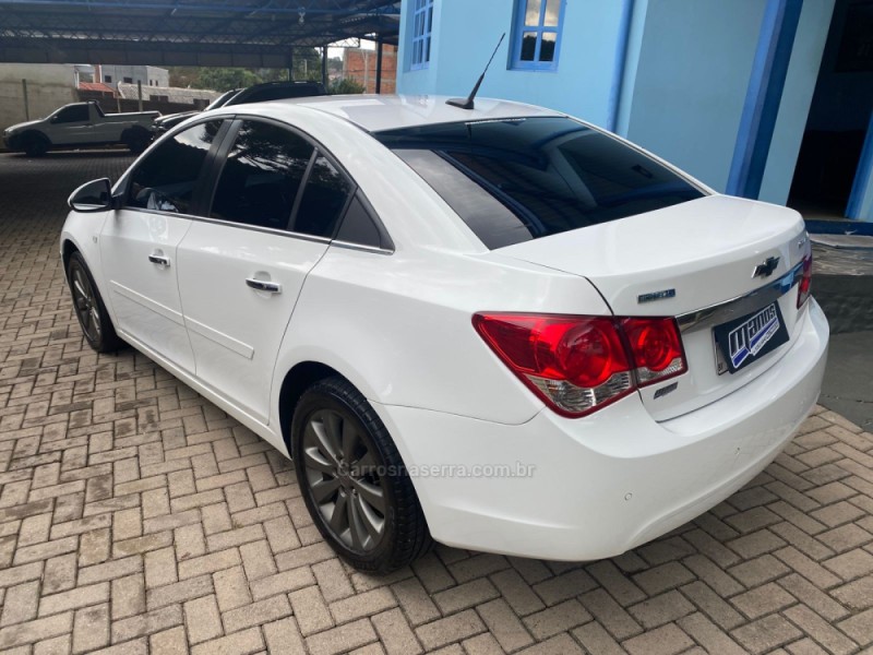 CRUZE 1.8 LTZ 16V FLEX 4P AUTOMÁTICO - 2013 - CANELA