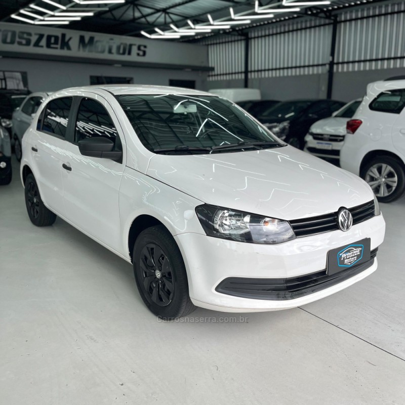 GOL 1.6 MI TRENDLINE 8V FLEX 4P MANUAL - 2016 - CANOAS