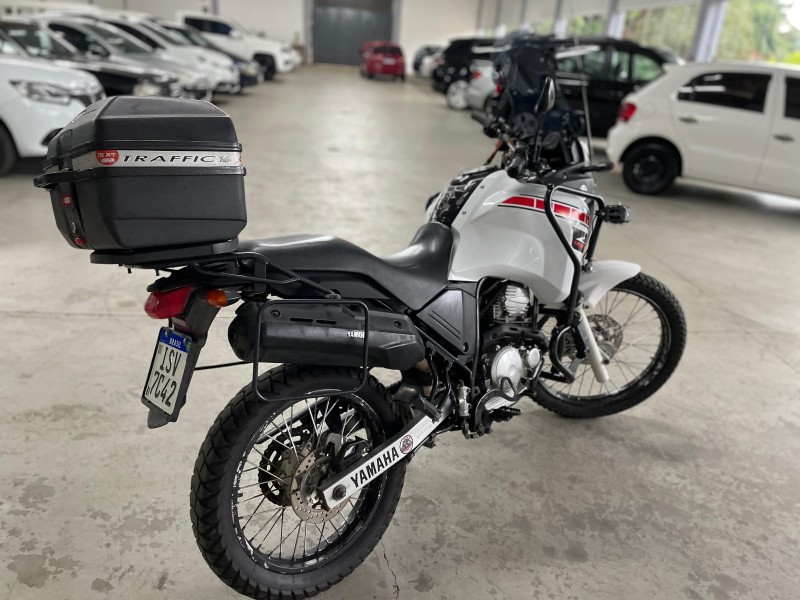 XTZ 250 TÉNÉRÉ - 2011 - BOM PRINCíPIO