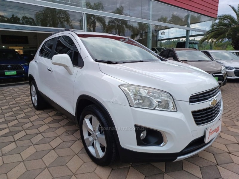 tracker 1.8 mpfi ltz 4x2 16v flex 4p automatico 2014 bom principio