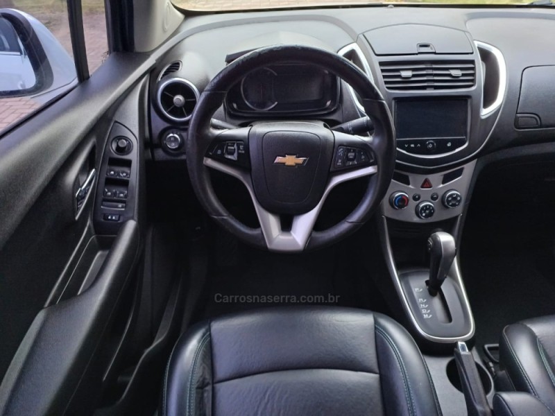 TRACKER 1.8 MPFI LTZ 4X2 16V FLEX 4P AUTOMÁTICO - 2014 - BOM PRINCíPIO
