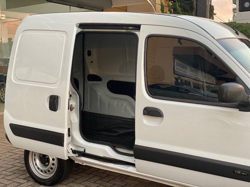 KANGOO 1.6 EXPRESS 16V FLEX 4P MANUAL - 2015 - CAXIAS DO SUL