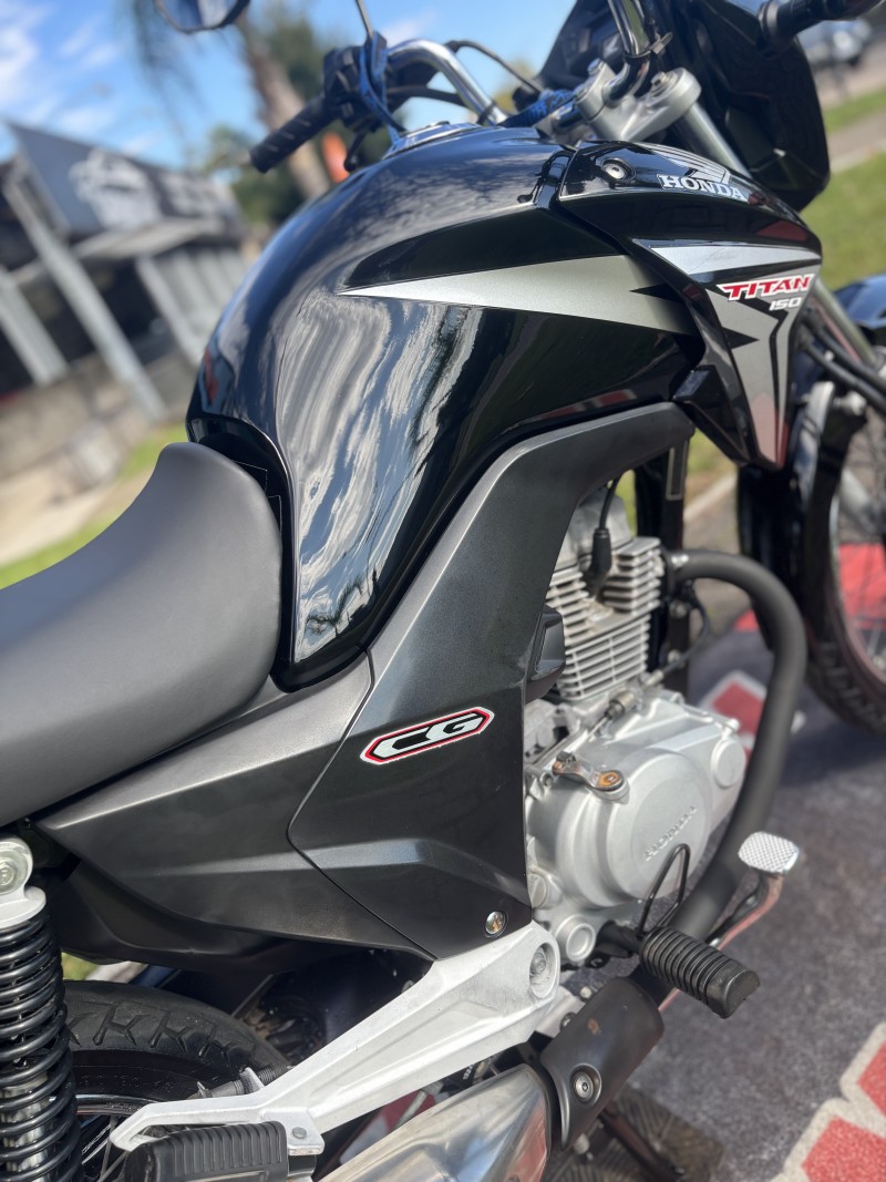CG 150 TITAN ESD - 2015 - FELIZ