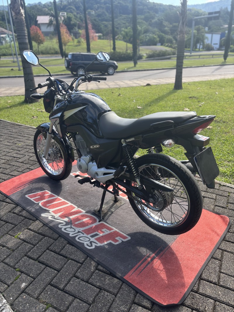 CG 150 TITAN ESD - 2015 - FELIZ